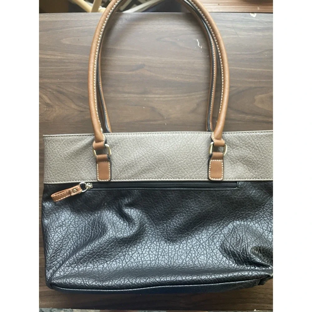 CL Carryland Tan & Black Satchel Purse Bag 3 Int Compartments 2 Ext Zip 2 Handle